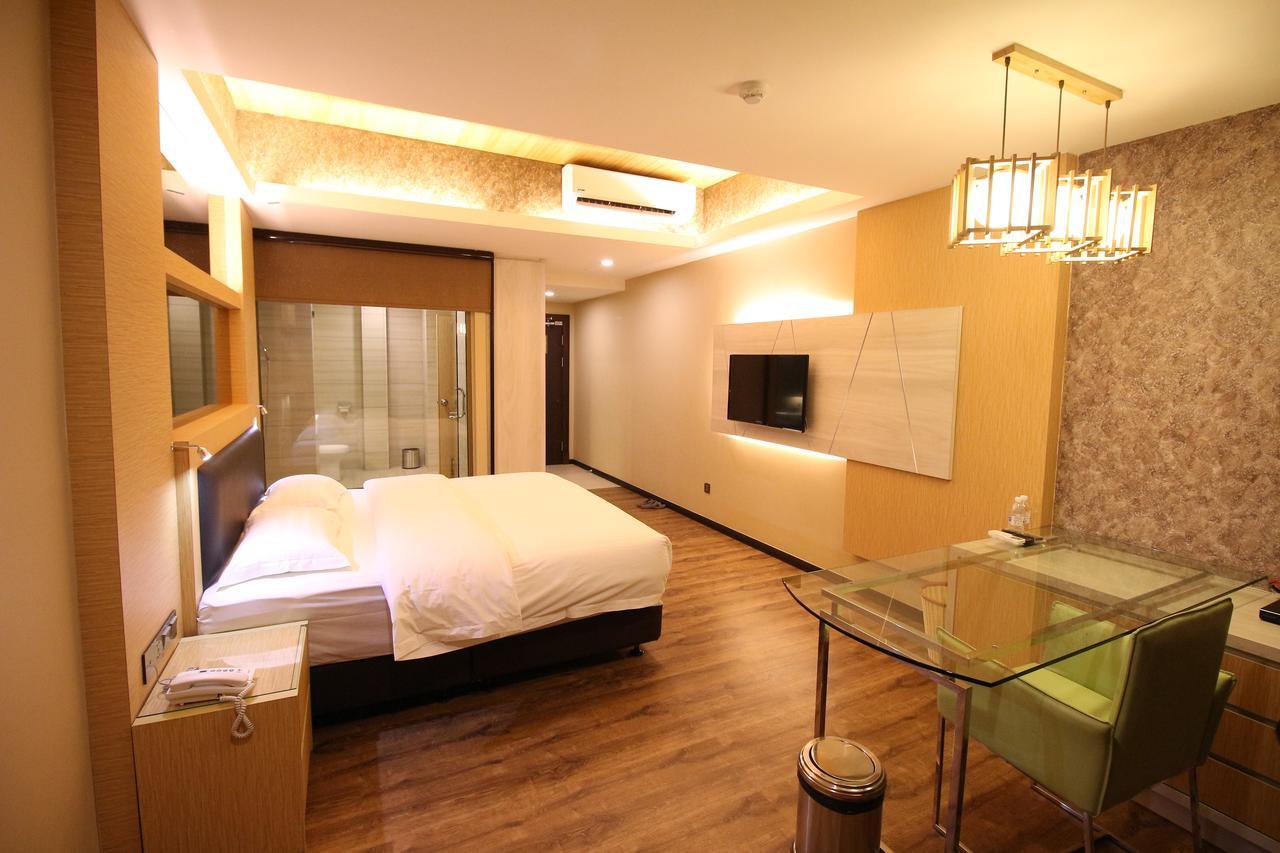 Jc Mark Hotel Bintulu Exterior photo
