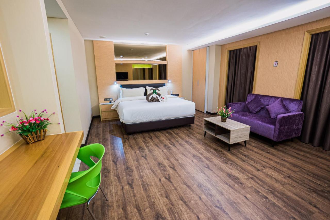 Jc Mark Hotel Bintulu Exterior photo